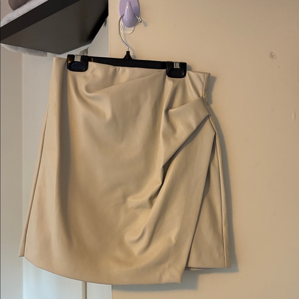 Chic Beige Faux Leather Skirt, like new!